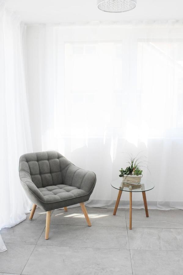 Kleine Studio-Wohnung, Kontaktloser Check-In Meckenbeuren Luaran gambar